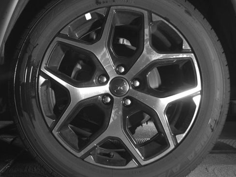 Used 2025 Jeep Compass Limited image 14