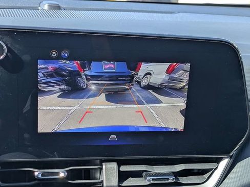 Used 2025 Chevrolet Equinox LT FWD image 19