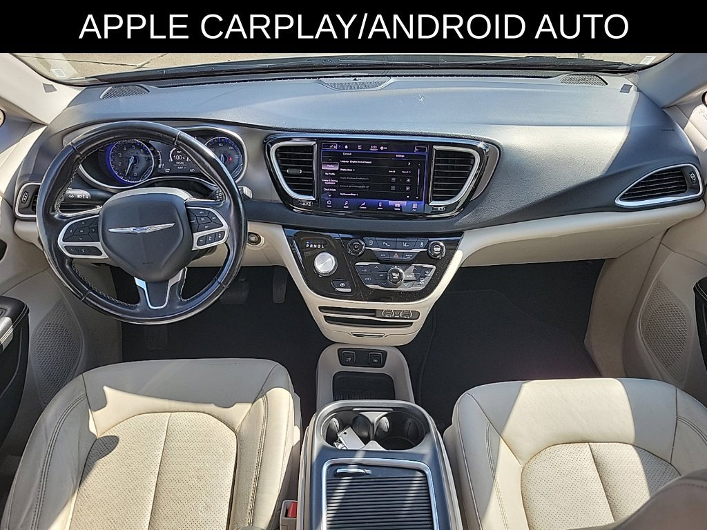 Used 2021 Chrysler Pacifica Touring-L FWD image 8