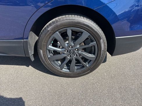 Used 2023 Chevrolet Equinox RS image 33