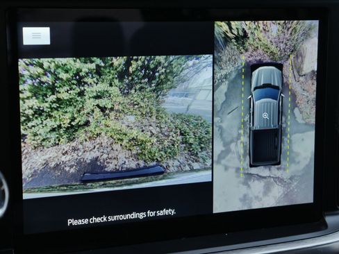 Certified 2022 Ford F150 Lariat w/ Trailer Tow Package image 13