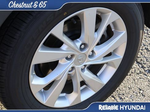 Used 2019 Hyundai Tucson SE w/ Cargo Package AWD/4WD image 24