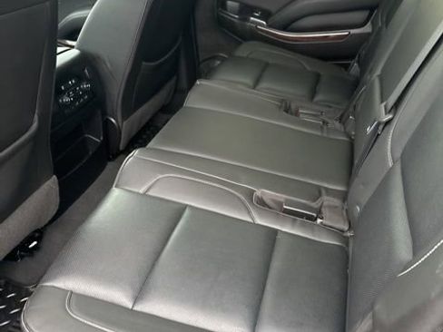 Used 2019 GMC Yukon XL SLT image 28