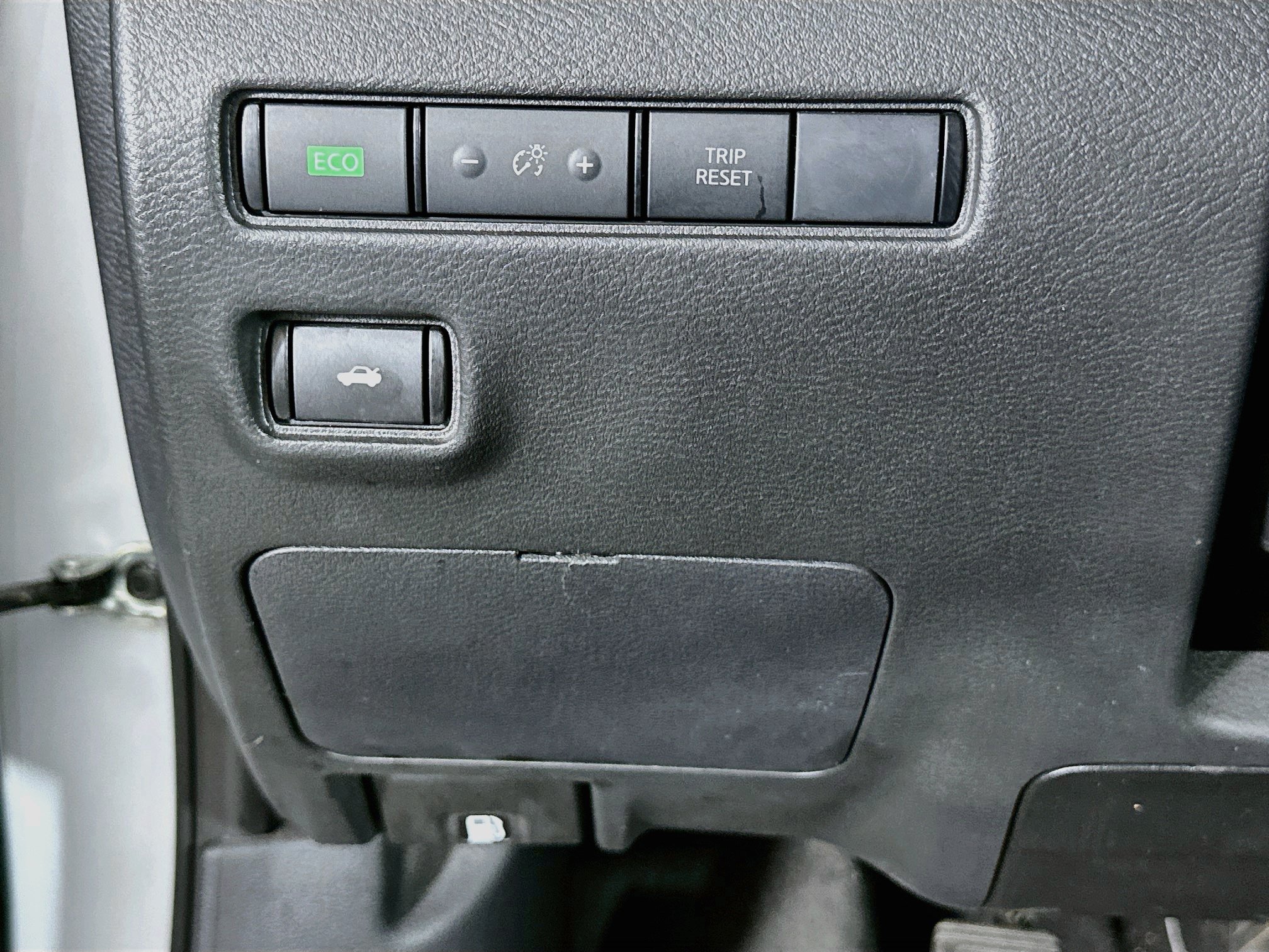 Used 2025 Nissan Sentra S FWD image 16