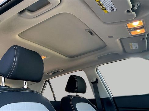 Certified 2026 Hyundai Venue SEL FWD image 14