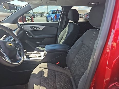 Used 2022 Chevrolet Blazer LT image 8