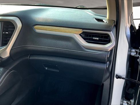 Used 2019 GMC Acadia Denali w/ LPO, Floor Liner Package image 18