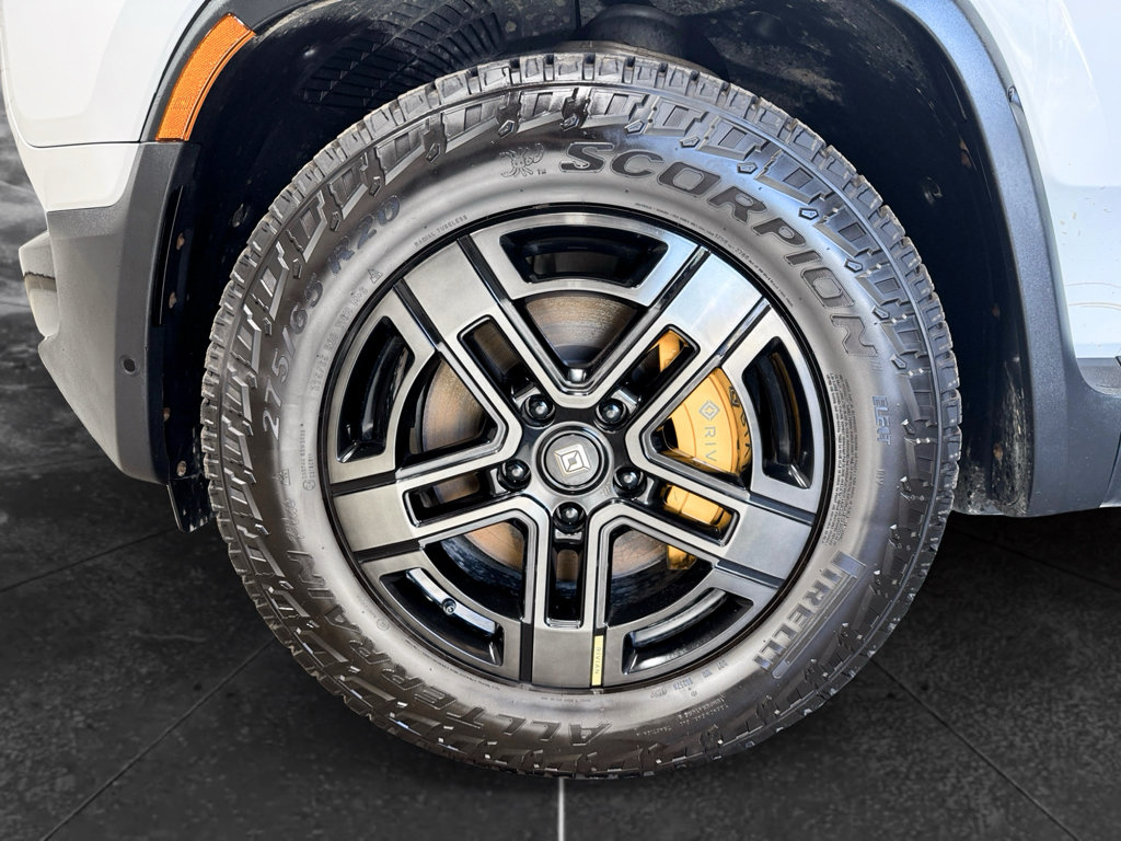 Used 2023 Rivian R1S Adventure Quad AWD/4WD image 32