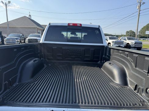 Used 2018 RAM 2500 SLT AWD/4WD image 7