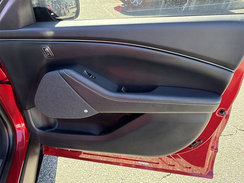 Used 2023 Ford Mustang Mach-E Premium image 15