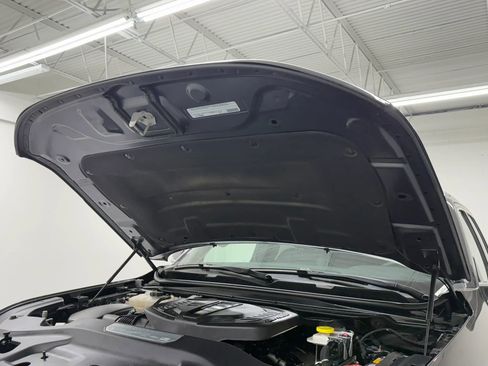 Used 2024 Jeep Wagoneer Series II w/ Flexible Seating Group image 60