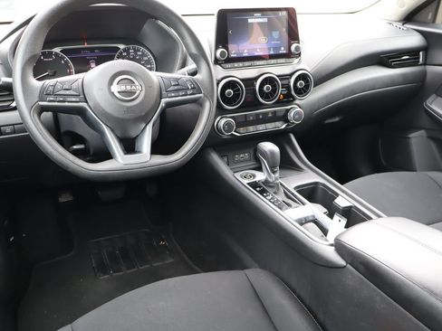 Used 2024 Nissan Sentra SV FWD image 4