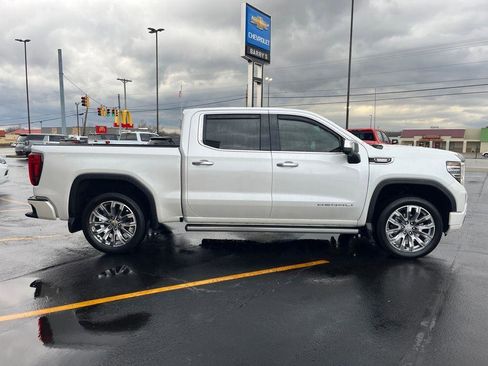 Used 2022 GMC Sierra 1500 Denali w/ Technology Package AWD/4WD image 6