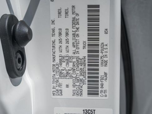 New 2026 Toyota Tundra SR5 AWD/4WD image 41
