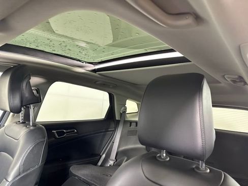 Used 2023 Kia Sportage EX w/ EX Premium Package image 13