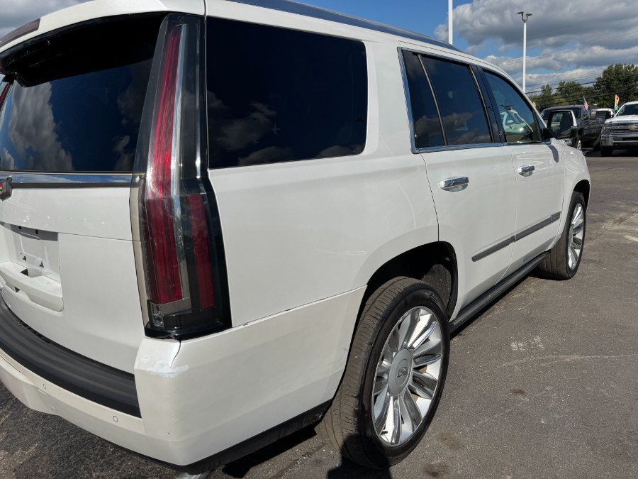 Used 2016 Cadillac Escalade Platinum AWD/4WD image 11