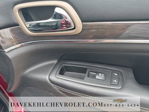 Used 2016 Jeep Grand Cherokee Overland w/ Advanced Technology Group image 28