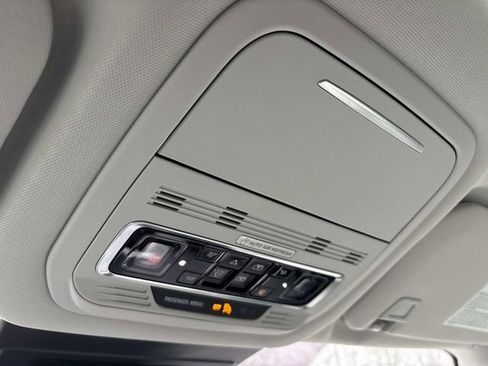 New 2026 Lincoln Nautilus Premier w/ Equipment Group 102A AWD/4WD image 30