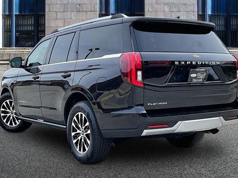 Certified 2025 Ford Expedition Platinum AWD/4WD image 10