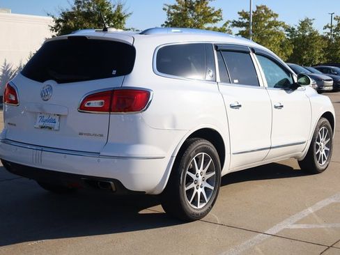 Used 2017 Buick Enclave Leather image 5