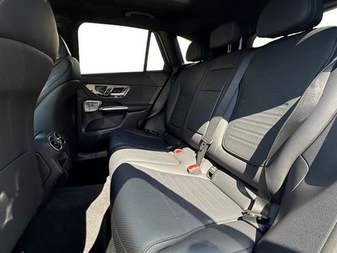 Used 2025 Mercedes-Benz GLC 350e 4MATIC w/ AMG Line image 16