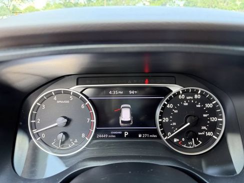 Used 2023 Nissan Rogue SV FWD image 16