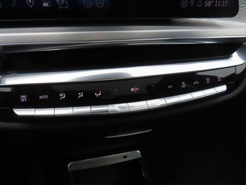Used 2024 Cadillac Lyriq Luxury AWD/4WD image 34