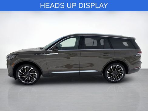 Certified 2025 Lincoln Aviator Reserve w/ Equipment Group 201A image 6
