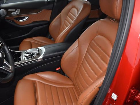Used 2021 Mercedes-Benz C 300 4MATIC Sedan image 10