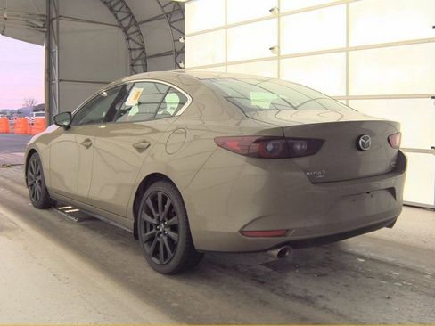 Used 2024 MAZDA MAZDA3 s image 3