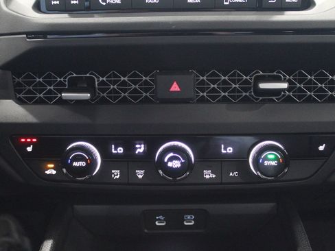 Certified 2023 Honda Accord EX image 29