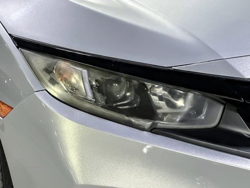 Used 2020 Honda Civic EX image 10