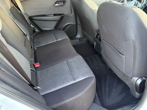 Certified 2023 Nissan Rogue SV image 36