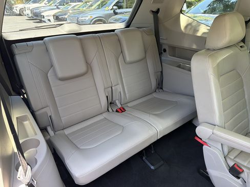 Used 2019 Volkswagen Atlas SEL Premium AWD/4WD image 35