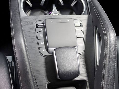 Used 2024 Mercedes-Benz GLE 350 4MATIC w/ AMG Line Exterior image 28