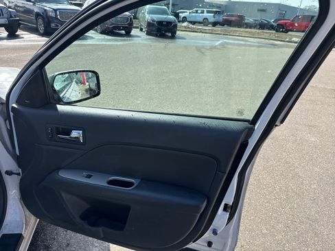 Used 2011 Ford Fusion SEL w/ 302A Rapid Spec Order Code image 26