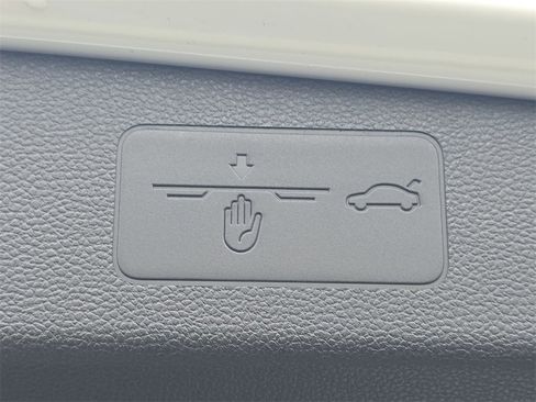 Used 2022 Volkswagen GTI S image 17