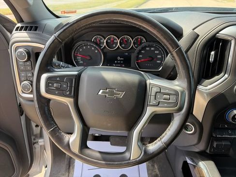 Used 2019 Chevrolet Silverado 1500 LT Trail Boss AWD/4WD image 13