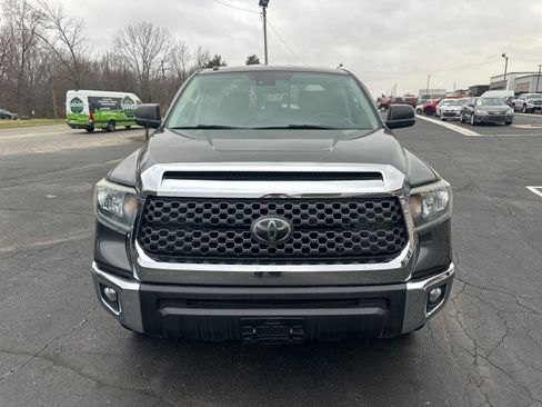 Used 2019 Toyota Tundra SR5 w/ SR5 Upgrade Package image 6