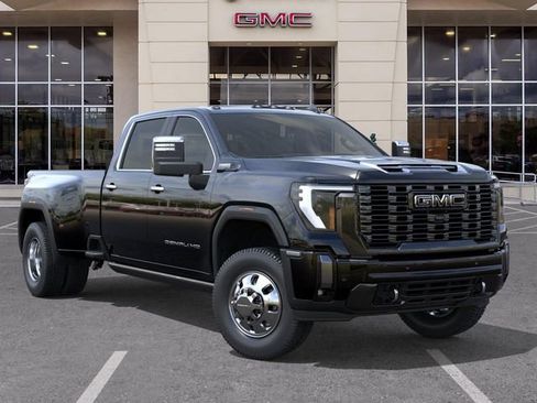 New 2026 GMC Sierra 3500 Denali Ultimate w/ LPO, Black Badging Package AWD/4WD image 7