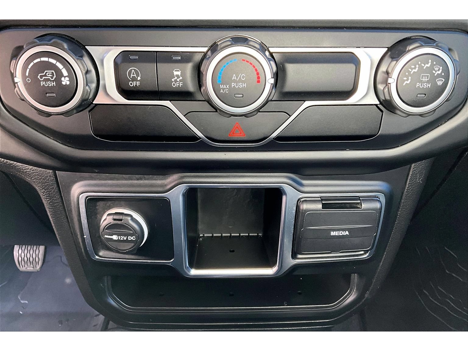 Used 2021 Jeep Wrangler Sport AWD/4WD image 32