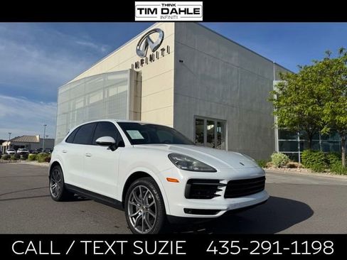 Used 2019 Porsche Cayenne S w/ Premium Plus Package AWD/4WD image 1