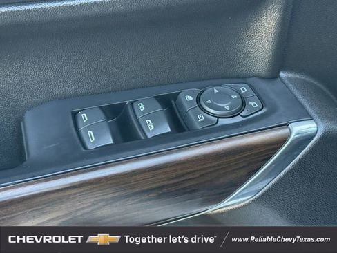 Used 2021 GMC Sierra 1500 SLT image 29