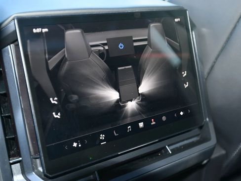 Used 2024 Tesla Cybertruck AWD Crew Cab image 28