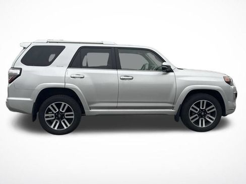 Used 2024 Toyota 4Runner Limited AWD/4WD image 7