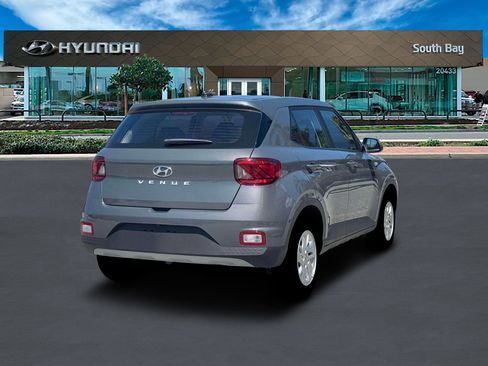 New 2026 Hyundai Venue SE image 7