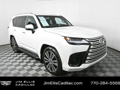 Used 2025 Lexus LX 600 4WD w/ Luxury Package