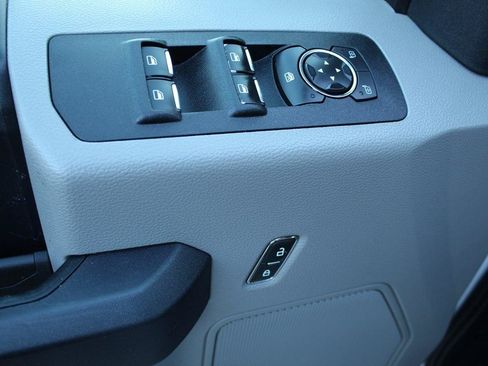 Used 2020 Ford F150 XL w/ Equipment Group 101A Mid RWD image 17