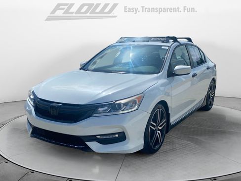 Used 2017 Honda Accord Sport image 4