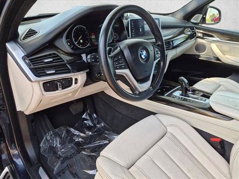 Used 2018 BMW X5 xDrive50i AWD/4WD image 9